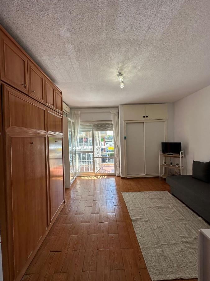 Benalmadena Inn Apartaments Malaga Luaran gambar