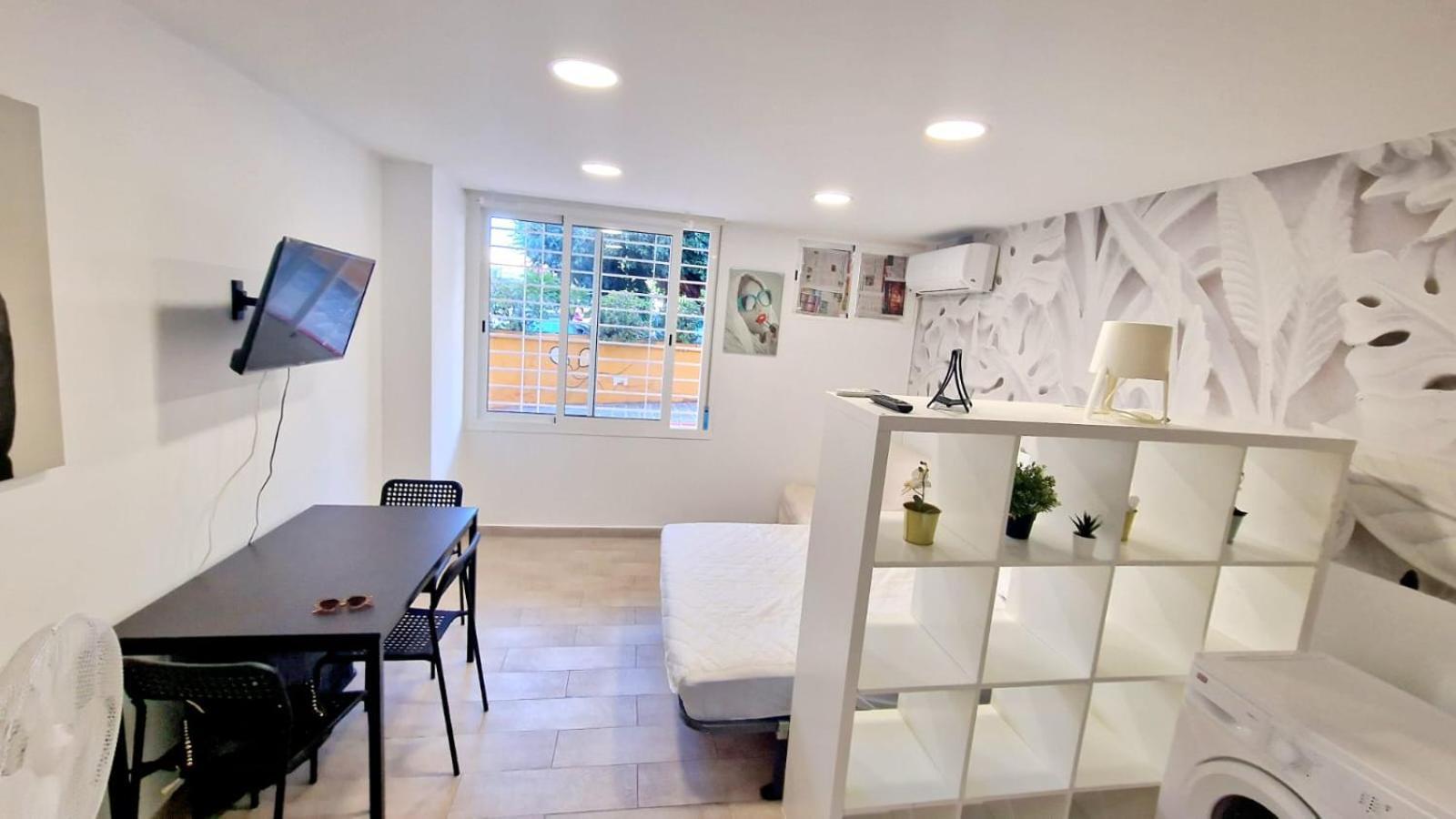 Benalmadena Inn Apartaments Malaga Luaran gambar